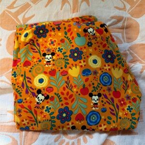 LuLaRoe Disney Mickey and Minnie leggings TC